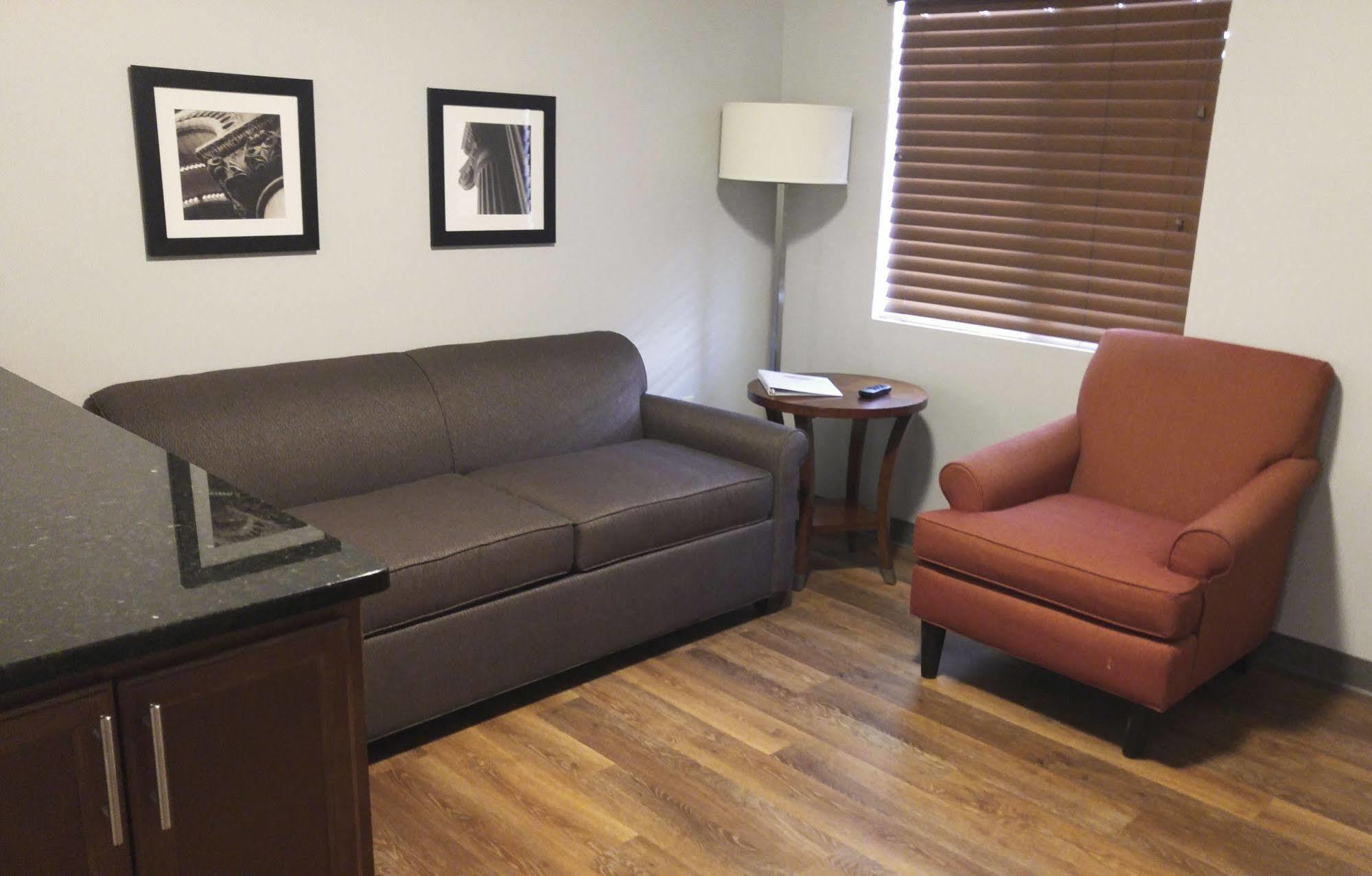 Affordable Suites Of America 포티지 외부 사진