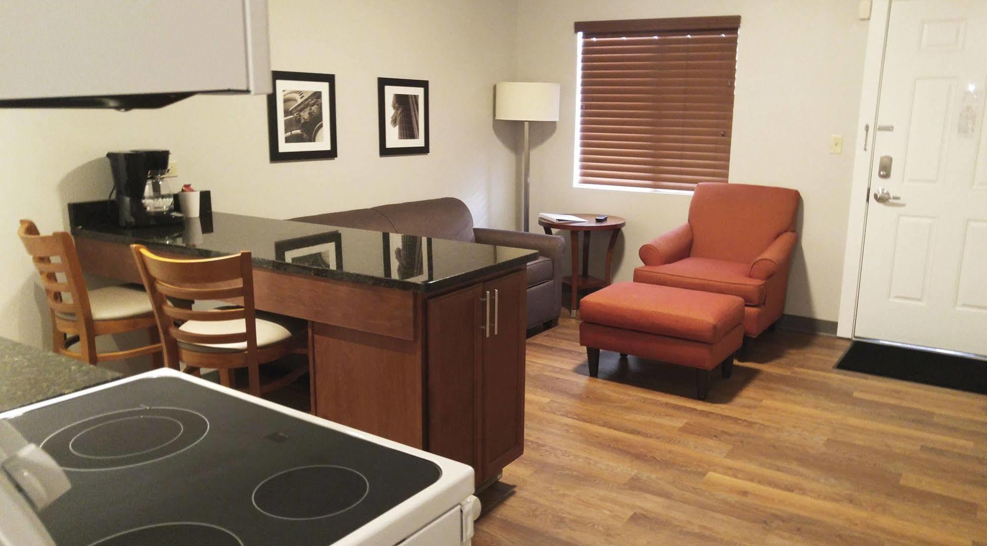 Affordable Suites Of America 포티지 외부 사진